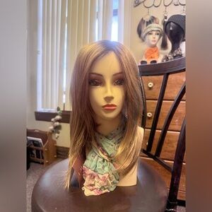 Amore “Reed” mono top synthetic wig in Rose Gold